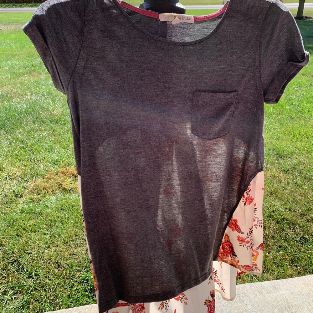 Short sleeve top